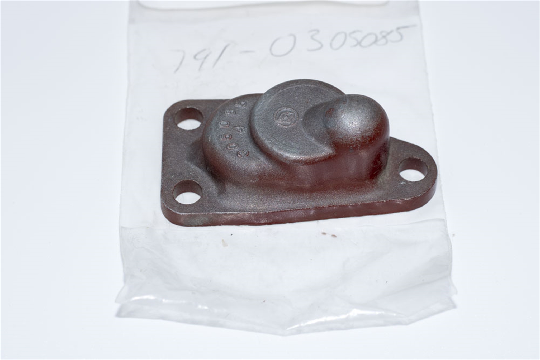 305085 Thermostat Hsg Cover